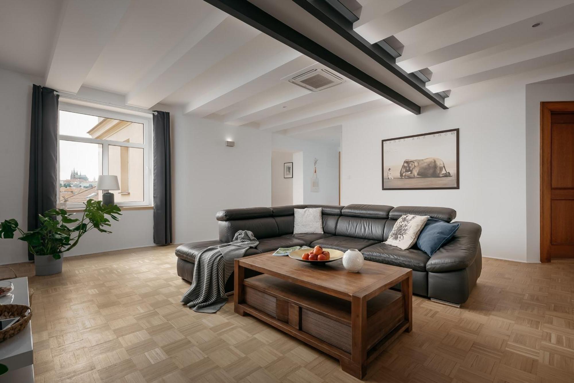 Dot 3 Bdr Apartment With Tyn Cathedral View & Ac Prague Extérieur photo